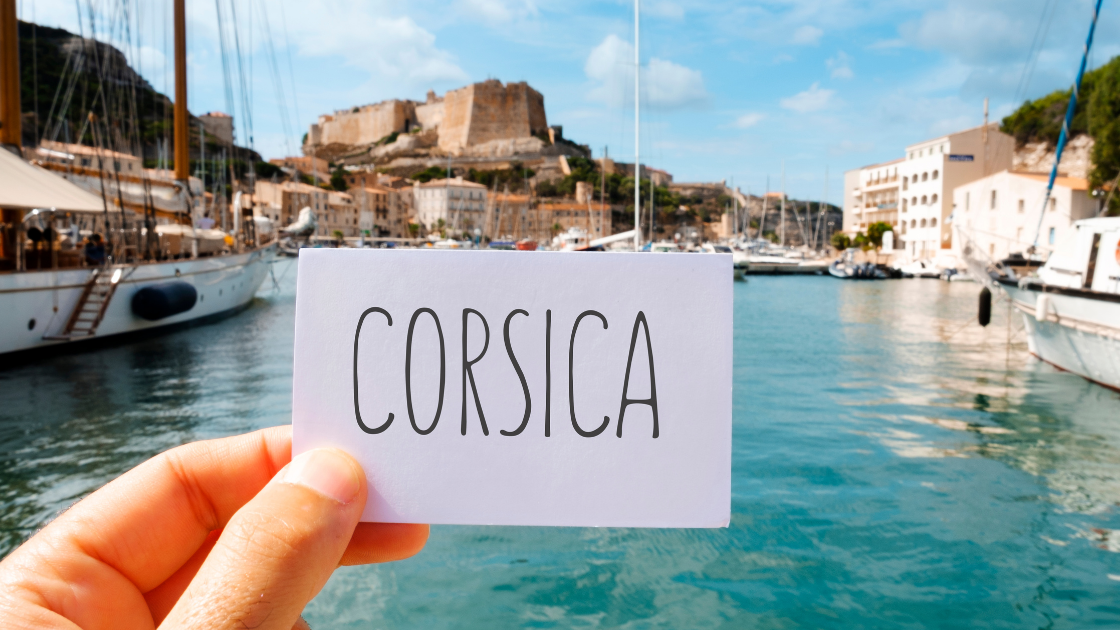 Lire la suite à propos de l’article Yachting in Corsica, “L’Île de Beauté”.